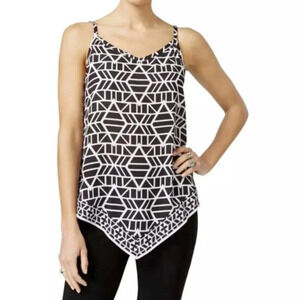 Black and white handkerchief hem top